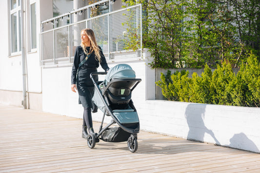 Xe đẩy đô thị Thule Spring