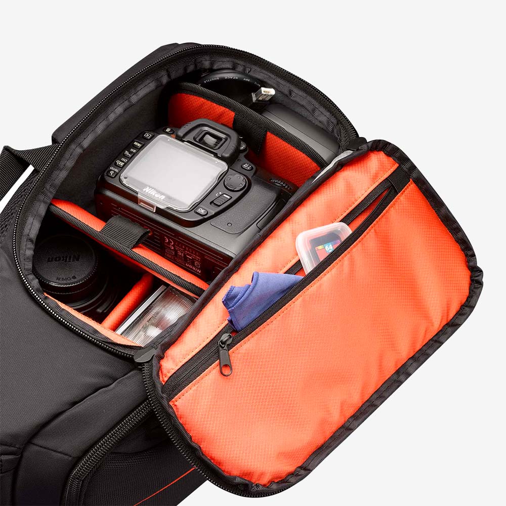Balo Máy Ảnh Đeo Chéo SLR Case Logic DCB-308